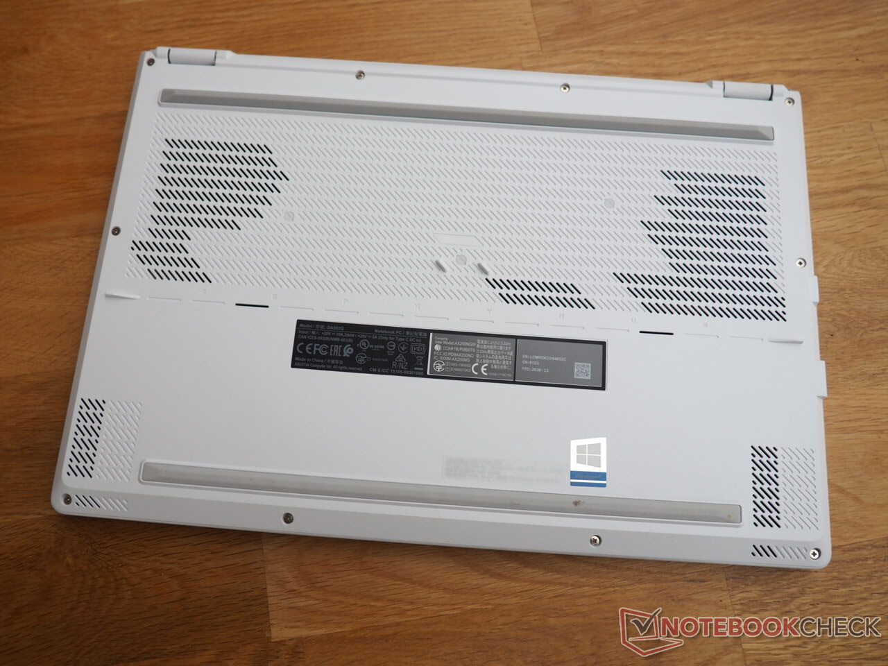 Asus - ROG Zephyrus G15-GA503QR-017T - Blanc - PC Portable Gamer - Rue du  Commerce