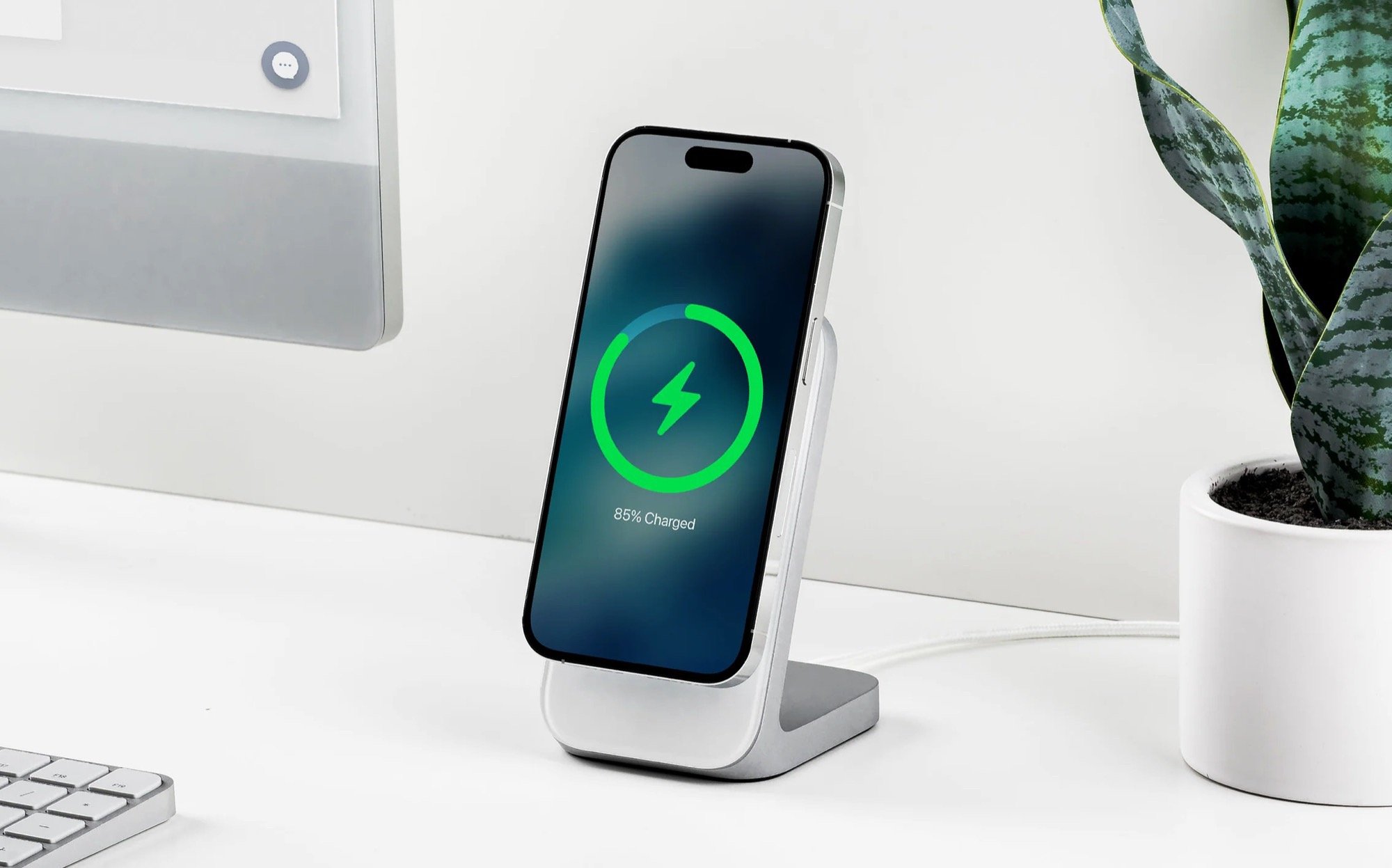 Le Qi2 sera lancé d'ici décembre, d'abord comme alternative MagSafe pour  l'iPhone 15 ( Apple ), puis pour les smartphones ( Android ) -   News