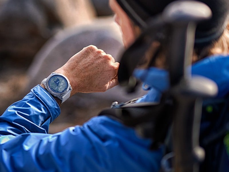Garmin is trying to fix two bugs that are causing the system to crash with a new Fenix ​​7 smartwatch software update
