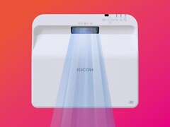 PFU America a dévoilé le projecteur Ricoh UHL3660 UST. (Source de l'image : PFU America)