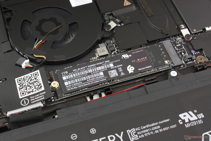 Le modèle ne prend en charge qu'un seul disque SSD interne