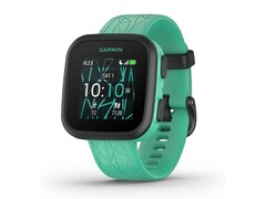 La smartwatch Garmin Bounce pour enfants a reçu une nouvelle mise à jour stable. (Source de l&#039;image : Garmin)