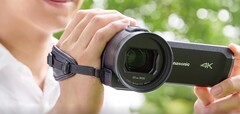 Panasonic dévoile les caméscopes 2K HC-V900 et 4K HC-VX3 dotés d&#039;un zoom 24x et d&#039;un O.I.S+ hybride à 5 axes (Source : Panasonic)