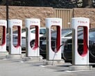 Tesla annonce une solution de file d'attente virtuelle pour lutter contre les affrontements entre conducteurs sur les sites de superchargeurs (Source d'image : Tesla)