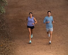 Garmin continue de résoudre lentement les bogues qui subsistent sur ses récentes smartwatches Forerunner. (Source : Garmin)