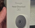 La prochaine sonnette Nest Doorbell sera probablement disponible dans d'autres coloris que l'unique couleur Snow présentée ici. (Source de l'image : u/one2zerojigawat)