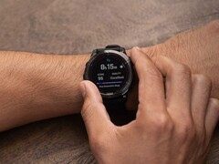 La version bêta 19.24 de Garmin est en cours de déploiement sur plusieurs smartwatches, dont la Fenix 7 Pro (ci-dessus). (Source de l&#039;image : Garmin)