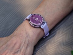 La mise à jour 7.10 du micrologiciel Garmin est désormais disponible pour la smartwatch Lily 2. (Source de l&#039;image : Garmin)