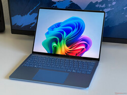 Revue de presse : Microsoft Surface Laptop 7 13.8 Copilot+. Appareil de test fourni par Microsoft Allemagne.