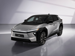 Toyota rafraîchit le SUV électrique bZ4X et introduit de nouvelles options. (Source de l&#039;image : Toyota)