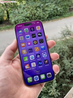 L&#039;iPhone 17 pourrait utiliser le même écran que l&#039;iPhone 16 Pro (photo). (Source de l&#039;image : Notebookcheck)