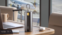 L&#039;Alogic Ark Pro est doté d&#039;un câble USB-C clipsable qui fait office de sangle de transport. (Source de l&#039;image : Alogic)