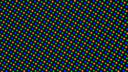 Les écrans OLED sont basés sur une matrice de sous-pixels RGGB composée d'une diode électroluminescente rouge, d'une diode électroluminescente bleue et de deux diodes électroluminescentes vertes.