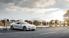 un Supercharger de 164 places prévu à Coalinga (image : Tesla)