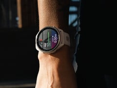 La Forerunner 965 a reçu sa deuxième mise à jour logicielle stable en autant de semaines. (Source de l&#039;image : Garmin)