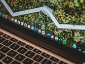 Applele projet de MacBook pliable de la Commission européenne serait reporté à 2027 ou 2028 (Source de l'image : Jonathan Kemper, Unsplash)