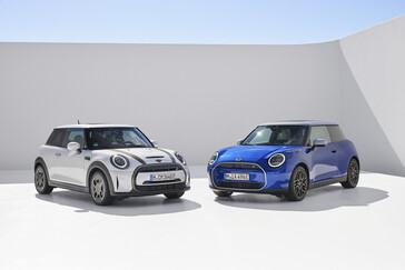 La nouvelle Mini Cooper SE présente un langage stylistique beaucoup plus épuré que son prédécesseur. (Source de l'image : Mini)