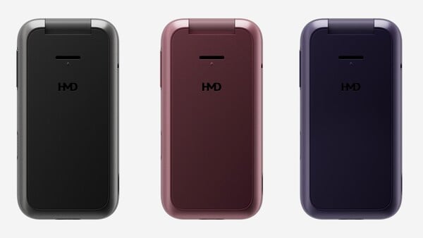 Le HMD 2660 Flip est disponible en trois couleurs. (Source de l'image : HMD)