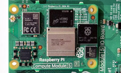 Le Raspberry Pi CM5 pourrait arriver avec une variante de 16 Go de RAM. (Source de l&#039;image : @HumperCobra)