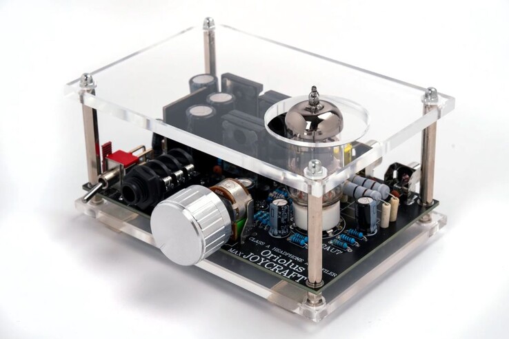 L'amplificateur de casque OA-JC5 prend en charge les casques à basse et haute impédance. (Source de l'image : Oriolus)