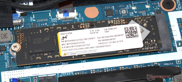 Un disque SSD PCIe 4.0 sert de disque système.