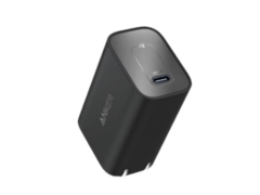 Le chargeur mural Anker Nano 100W est réputé plus léger que d&#039;autres modèles similaires. (Source de l&#039;image : Anker)