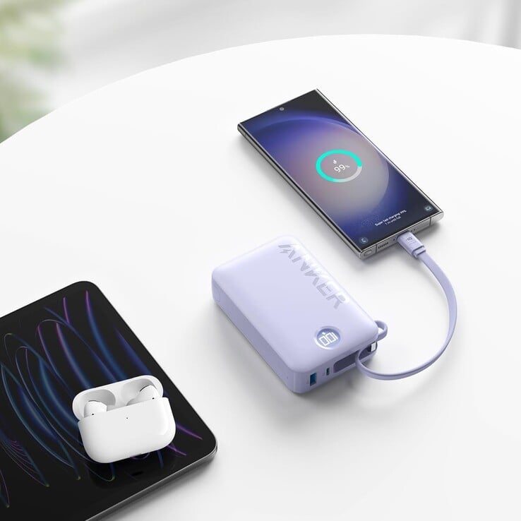 La nouvelle banque d'alimentation Anker avec câble USB-C intégré. (Source de l'image : Anker)