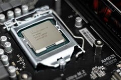 Mise à jour du pilote Intel NPU : nouvelle prise en charge et correctifs pour les PC à intelligence artificielle (Source de l&#039;image : Christian Wiediger, Unsplash)