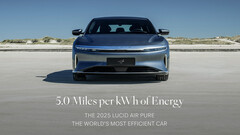 la Lucid Air 2025 peut parcourir 420 miles avec sa batterie de 84 kWh (Source : Lucid)