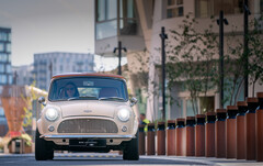 David Brown Automotive réaménage la Mini classique pour en faire un véhicule urbain de luxe sur mesure. (Source de l&#039;image : David Brown Automotive)