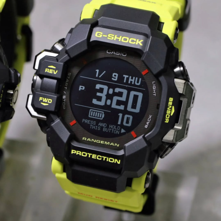 La Casio G-Shock GPR-H1000RY-1A9JF Rangeman est la plus haut de gamme des trois, au prix de 73 700 ¥ (~478 $). (Source de l'image : @geesgshock sur Instagram))