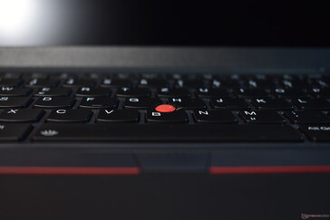 Lenovo ThinkPad L14 G4 : TrackPoint