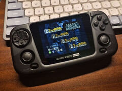 La GKD Bubble doit son design à la SEGA Game Gear. (Source de l&#039;image : Z-Pocket Game)