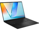 L'Asus Vivobook S 16 (S5606CA) est relativement léger avec seulement 1,5 kg (3,31 lbs) (Image source : Asus)