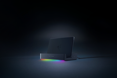 Le Razer Handheld Dock Chroma est disponible en précommande dès maintenant (source d&#039;image : Razer)