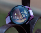 Garmin continue d'apporter des corrections de bugs et des améliorations à sa dernière smartwatch Forerunner à un rythme soutenu. (Source de l'image : Garmin)