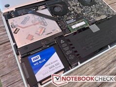 Même les anciens MacBook Pros, comme le modèle 15 pouces de 2012, permettaient des mises à niveau faciles pour l'utilisateur final.