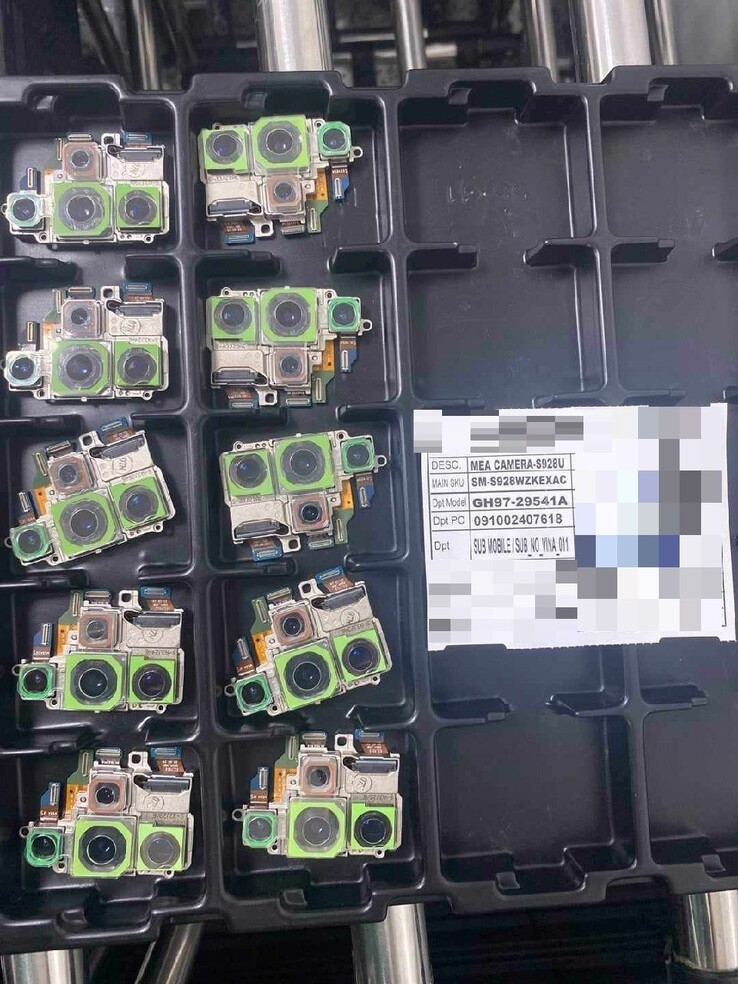 Les modules de caméra qui seront dans la version finale du Samsung Galaxy S24 Ultra. (Image : @chunvn8888)