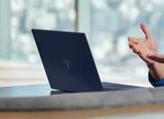 HP facture l&#039;EliteBook Ultra G1q à 1 699,99 dollars, en dépit des nombreuses similitudes avec l&#039;OmniBook X, bien moins cher. (Source : HP)