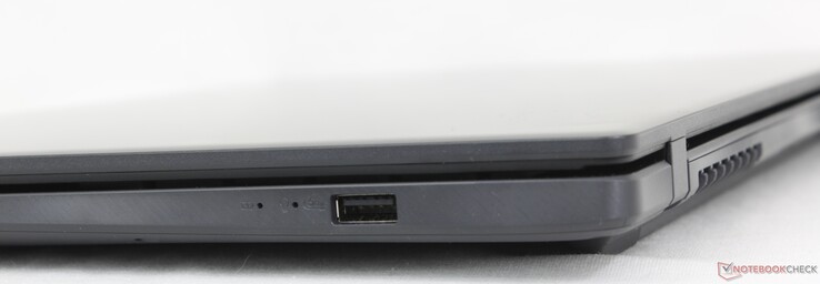 Droit : USB-A 3.2 Gen. 1 (5 Gbps)