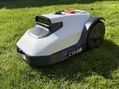 Le robot tondeuse le moins cher d'Anker : test de l'Eufy C15