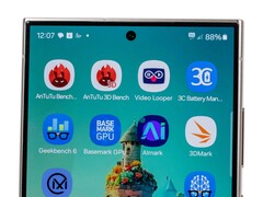 Le Galaxy S26 Ultra de Samsung sera doté de fonctions de reconnaissance faciale semblables à celles du FaceID de Apple, selon une fuite. (Source : Notebookcheck)