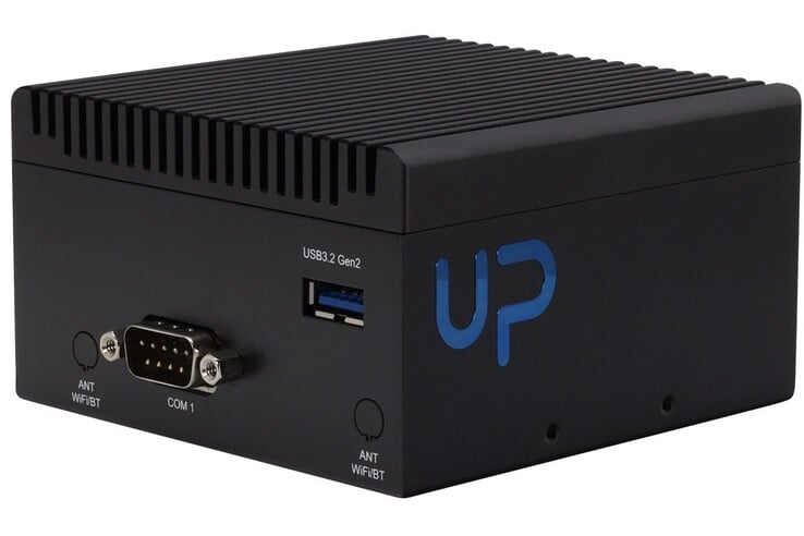 Le mini PC dispose d'un port COM (Source de l'image : Aaeon)