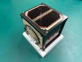 LignoSat devient le premier satellite en bois lancé dans l'espace. (Source de l'image : Kyoto SIC Human Spaceology Center)