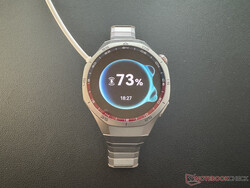 Chargement de la Huawei Watch GT 5 Pro