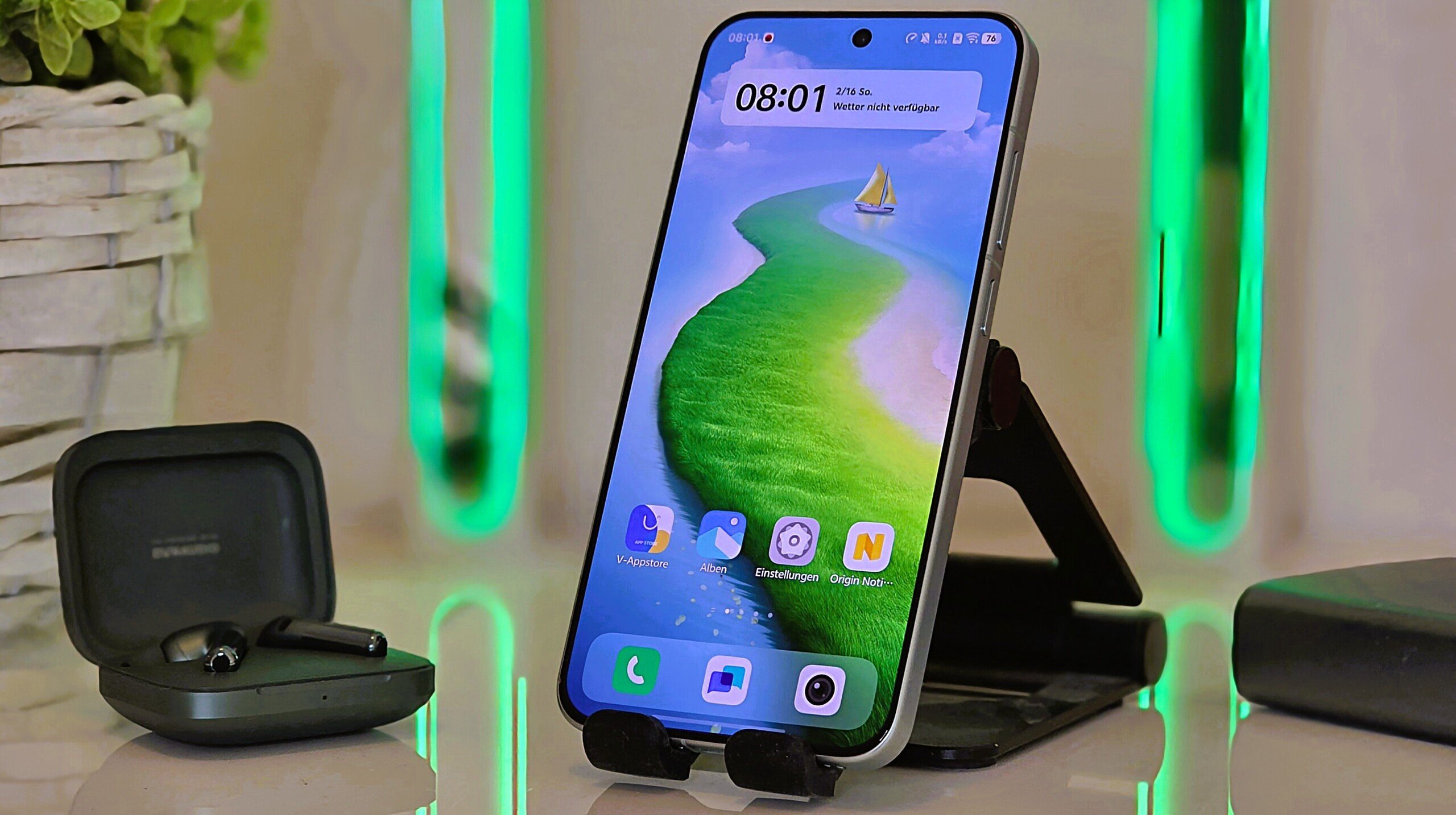 Vivo X200 Pro Mini smartphone review (image source: Marcus Herbrich)