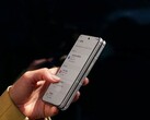 Applele premier appareil pliable d'OPPO semble avoir une taille similaire à celle du Find N2 d'OPPO. (Source de l'image : OPPO)