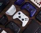 Le 8BitDo Ultimate 2 se décline en trois couleurs familières avec prise en charge de l'éclairage RVB. (Source de l'image : 8BitDo)