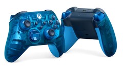 La manette sans fil Xbox - Sky Ciper Special Edition, est dotée d&#039;une partie supérieure transparente (source : Xbox)