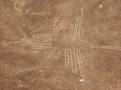 Les analyses d&#039;IA ont fait passer le nombre de lignes Nasca connues de 430 à 733 glyphes en seulement 6 mois. (Source de l&#039;image : monikawl999 / Pixabay)